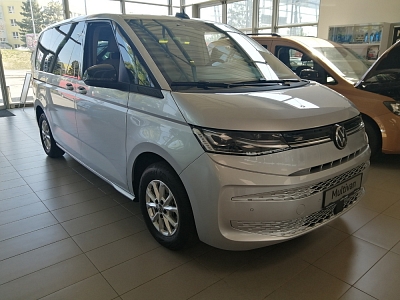 Volkswagen Užitkové vozy Nový Multivan Life 1,5 TSI 100 kW